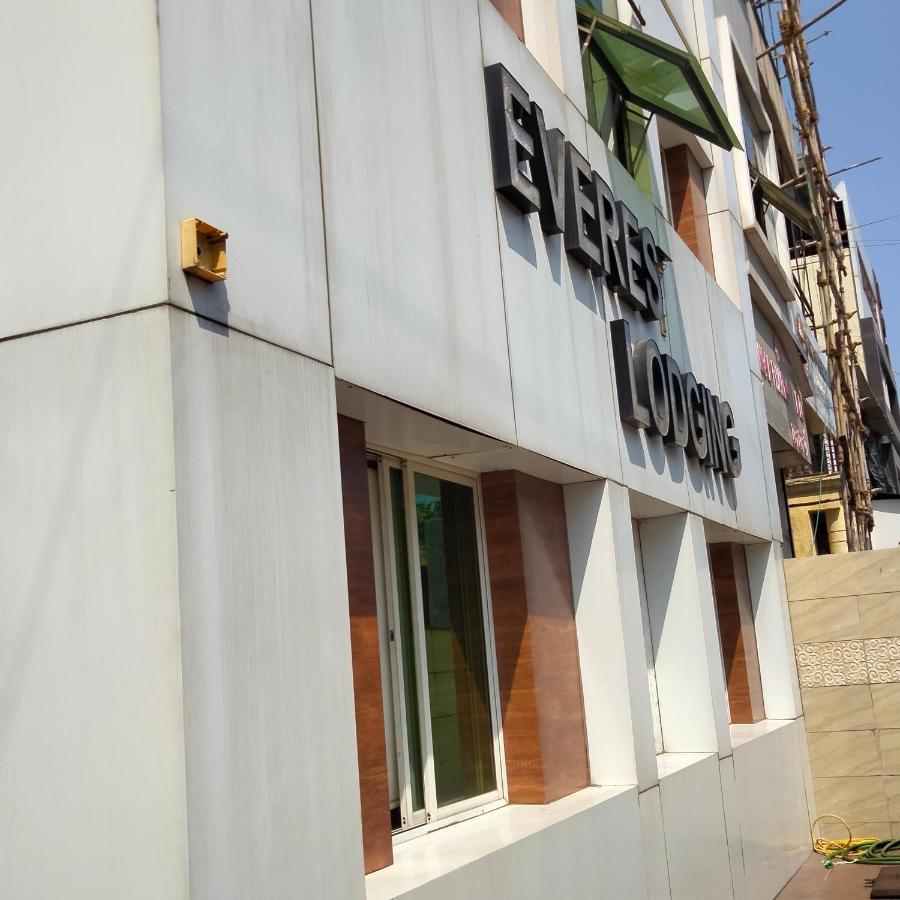 Hotel Everest Navi Mumbai Exterior foto