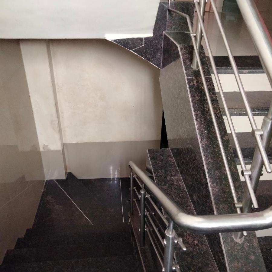 Hotel Everest Navi Mumbai Exterior foto