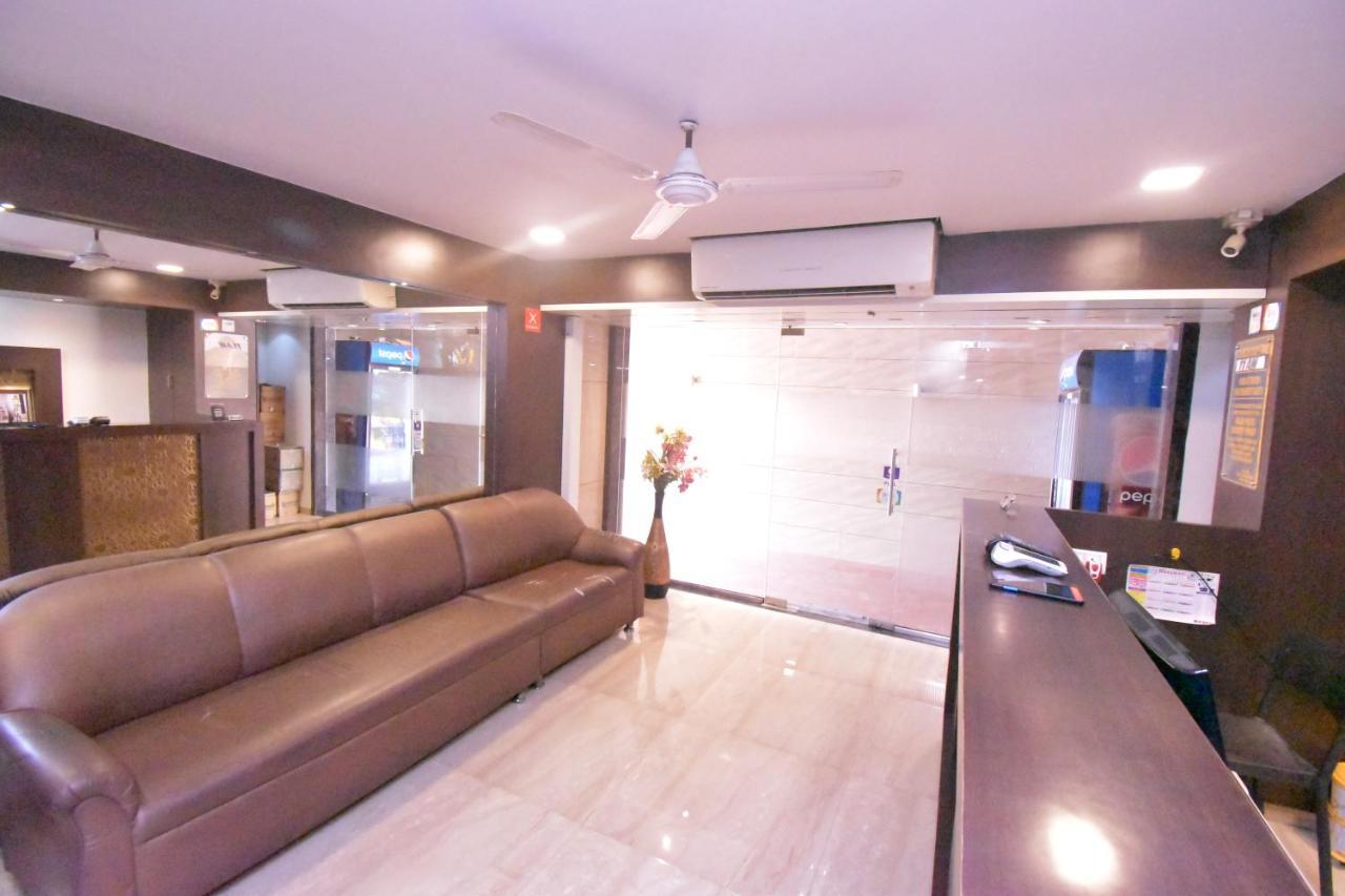 Hotel Everest Navi Mumbai Exterior foto